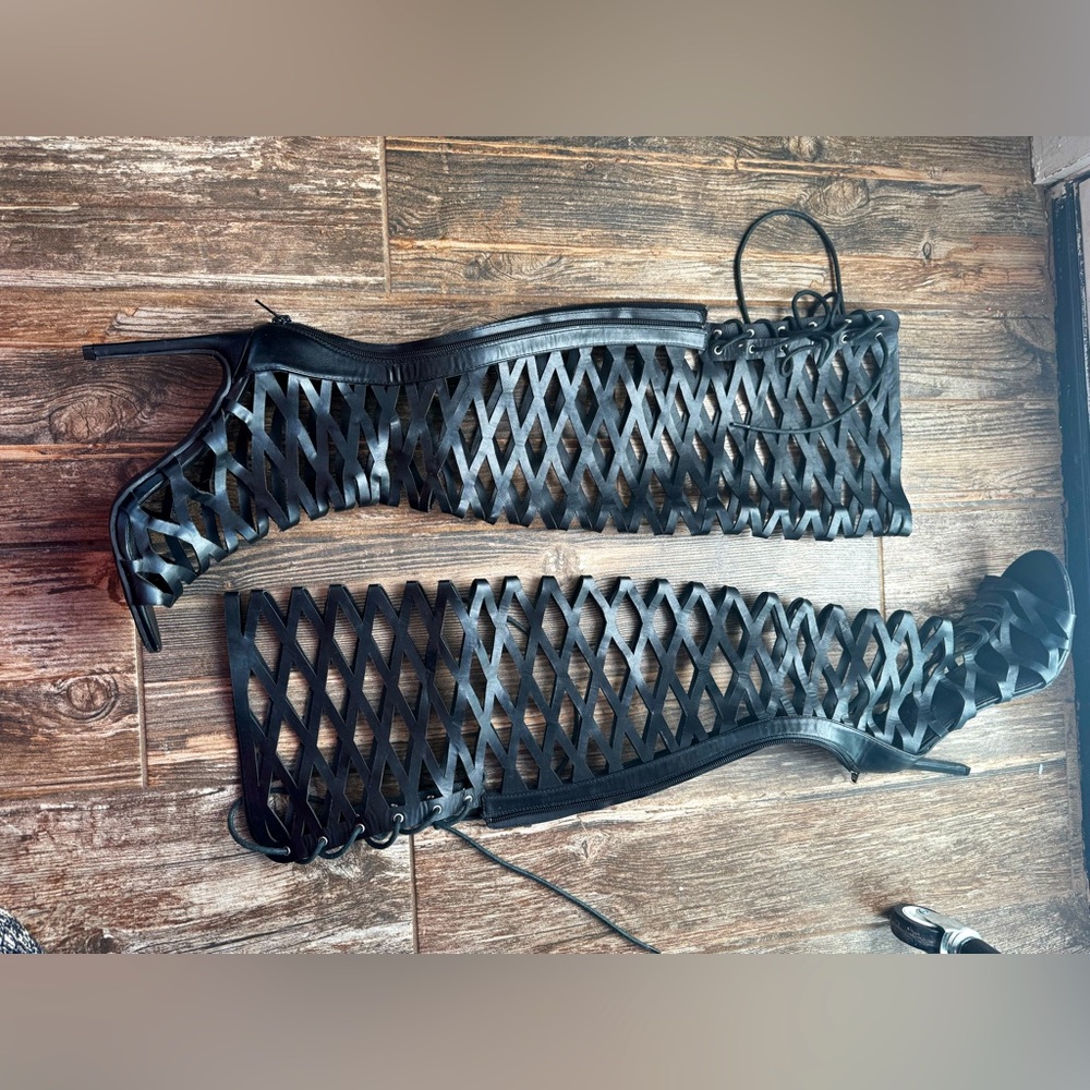 Sexy Thigh High Cut out bondage goth black witchy stiletto boots 8 NWOB
